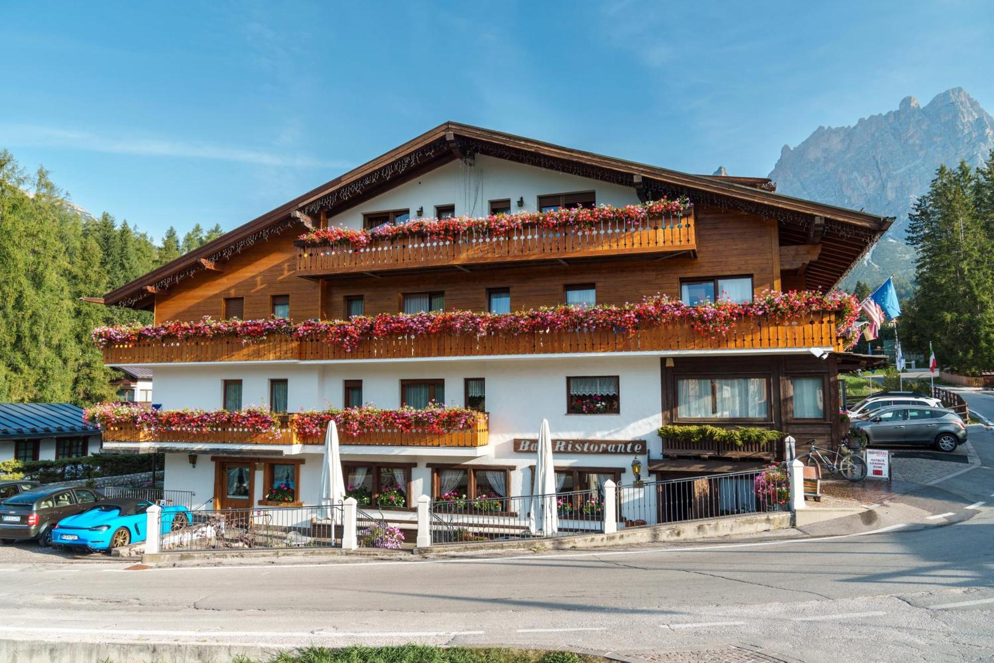 Barisetti Sport Hotel Cortina dʼAmpezzo Esterno foto