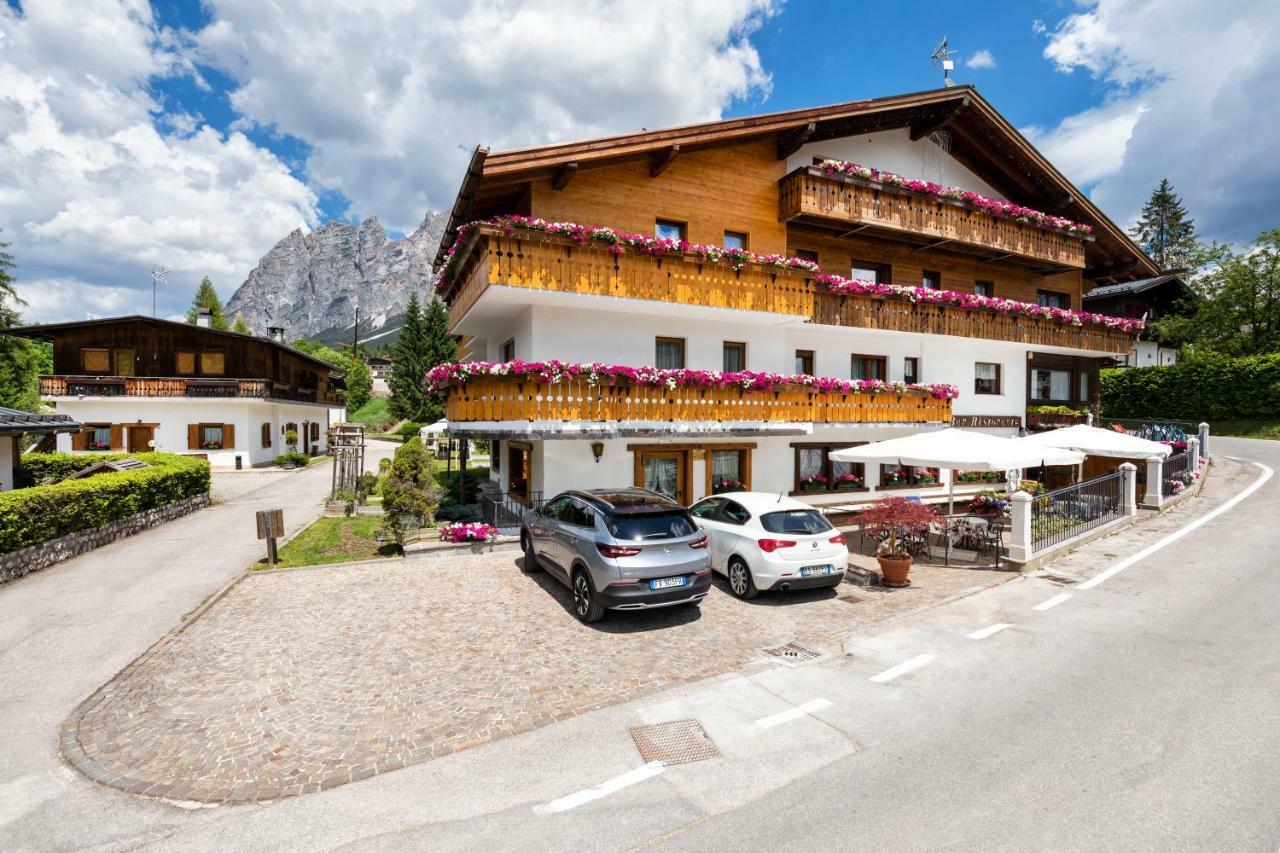 Barisetti Sport Hotel Cortina dʼAmpezzo Esterno foto